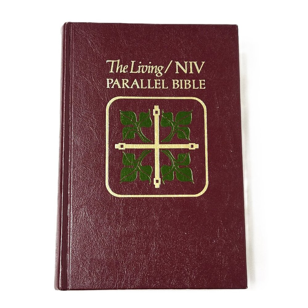 Tyndale Parallel Bible – Living Bible & NIV w/ Concordance